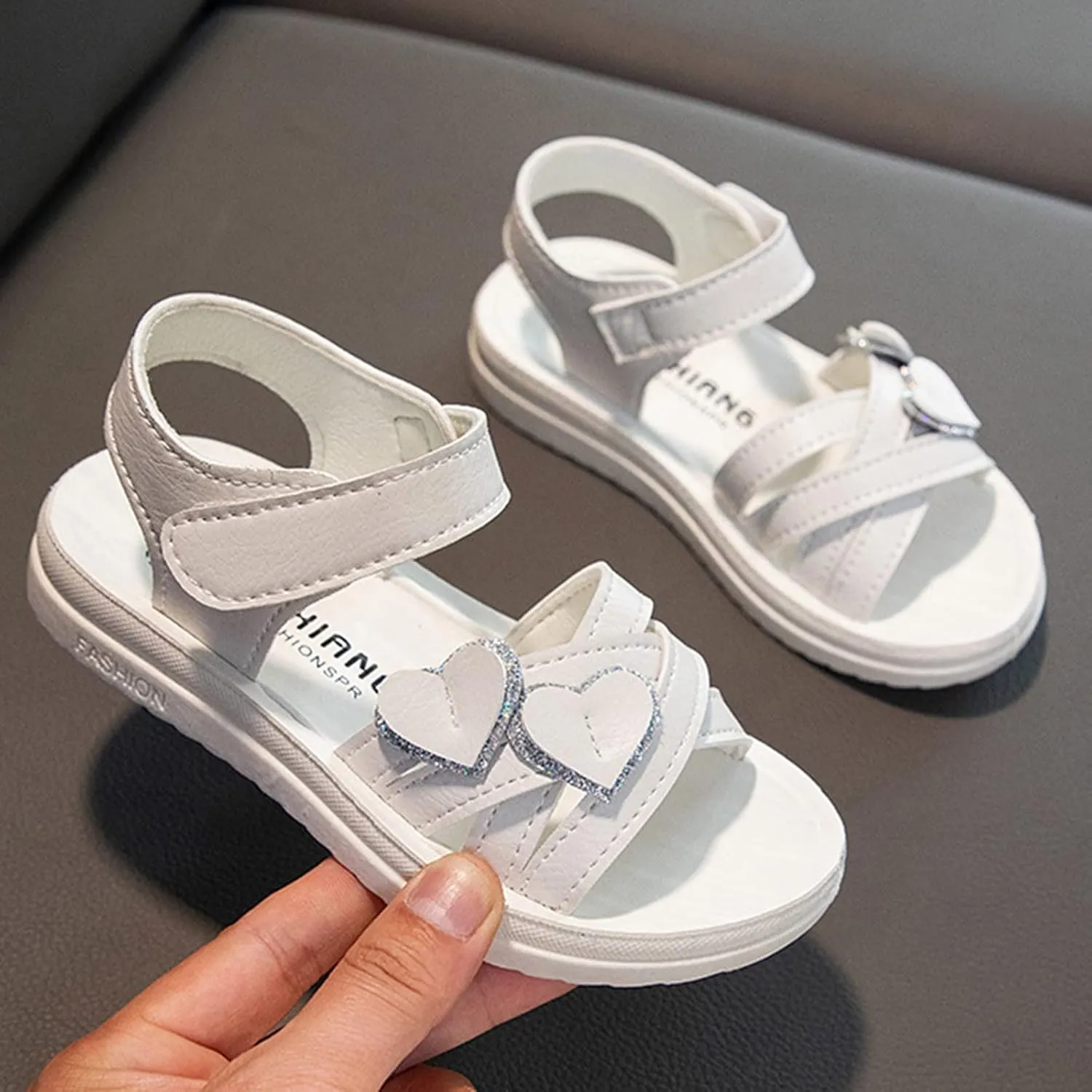 Children Shoes Fashion Love Decorative Thick Sole Sandals Soft Sole Comfortable Princess Sandals Kids Slides (White, 3.5-4 Years Toddler)