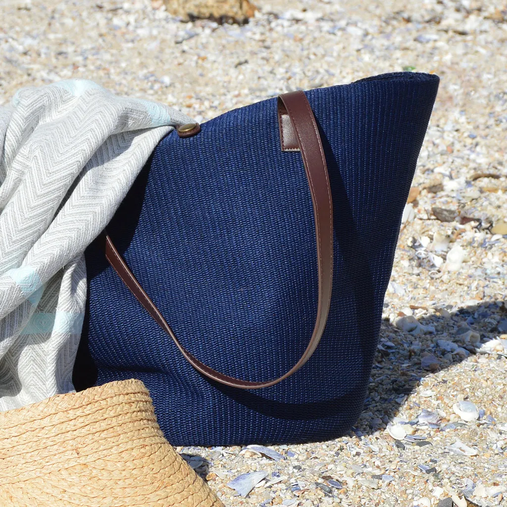 Gilly Tote Bag