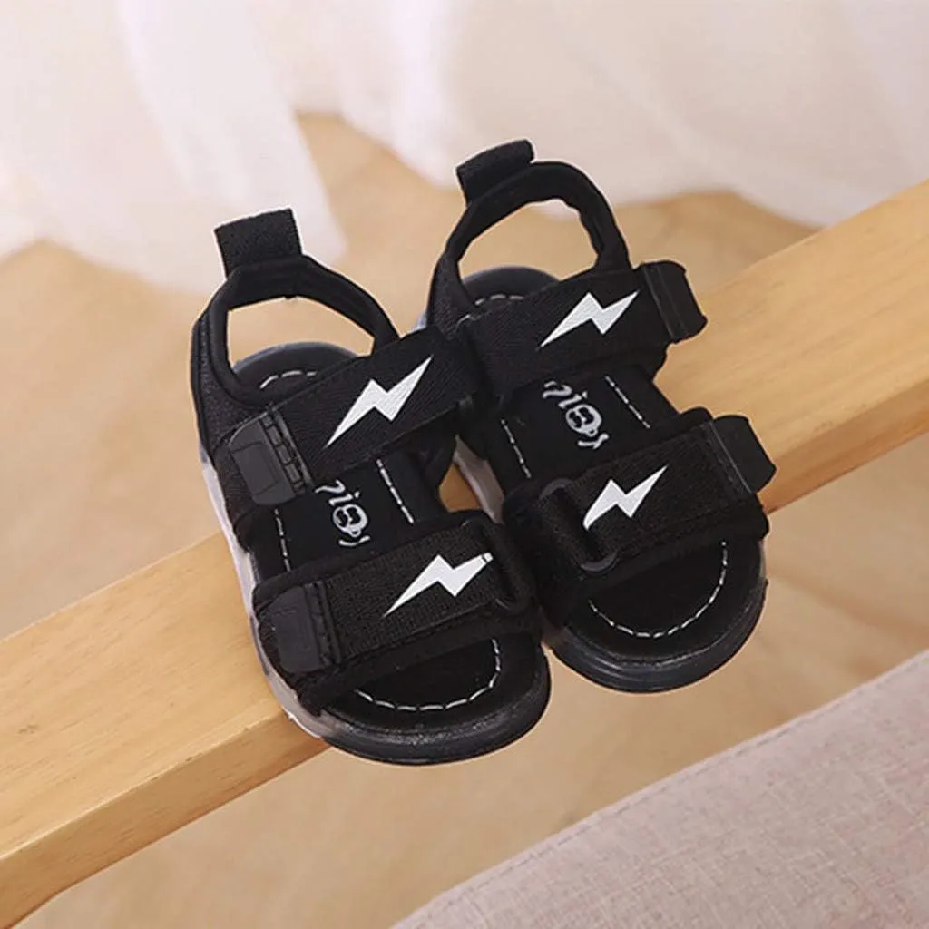 Kids Shoes,1-6 Years Old Toddler Baby Boys Girls Sport Summer Light-Up Sandals LED Luminous Flat Shoes Sneakers