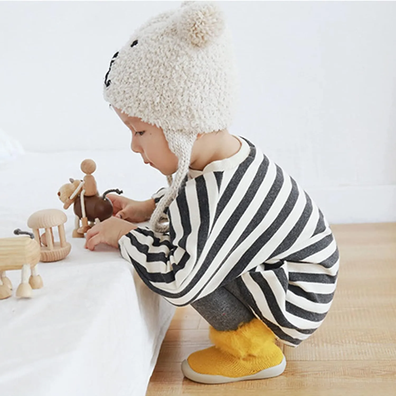 Kids Toddler Baby Boys Girls Solid Warm Knit Soft Sole Rubber Shoes Socks Slipper Stocking