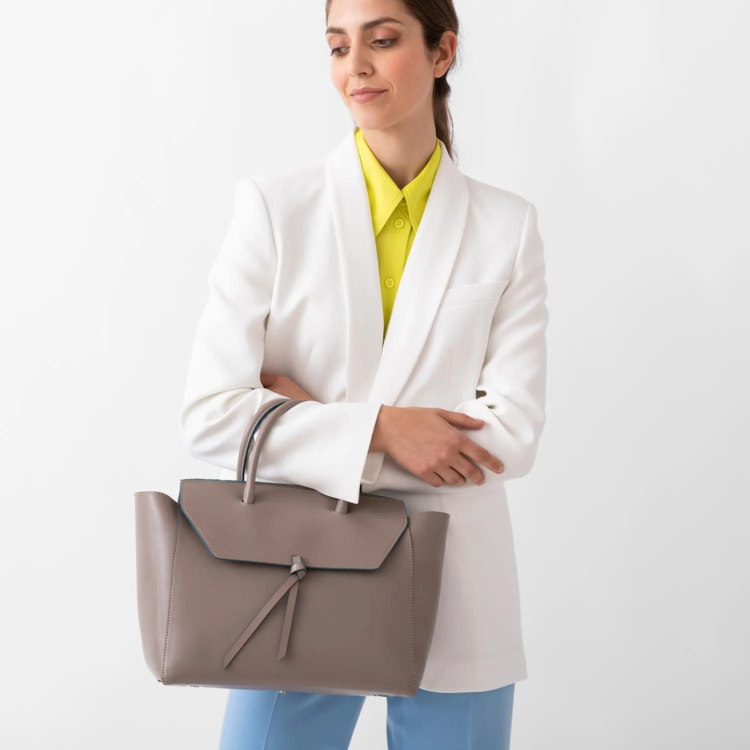 Loren Large Leather Tote Bag - Fango