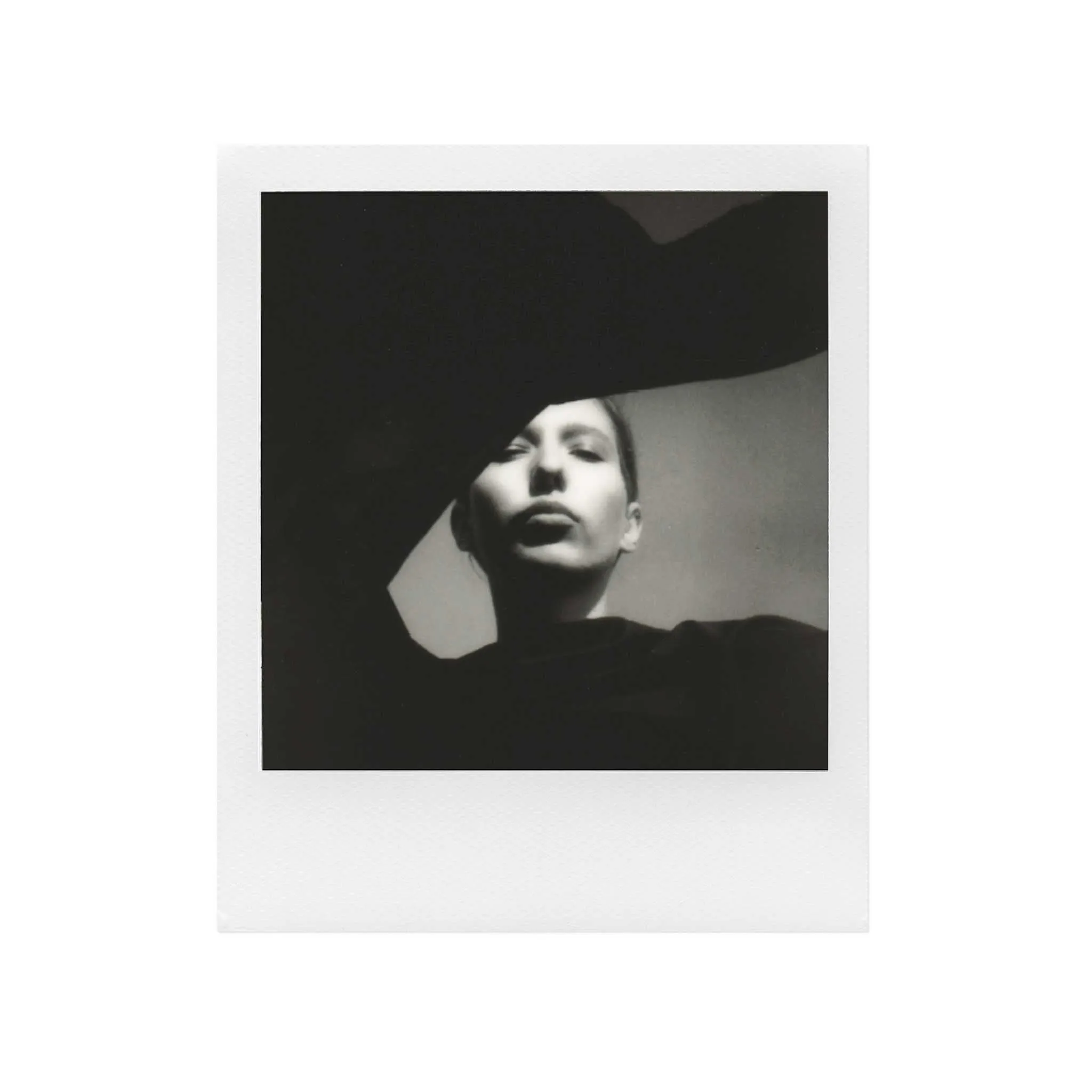 Polaroid i-Type :: B W Film