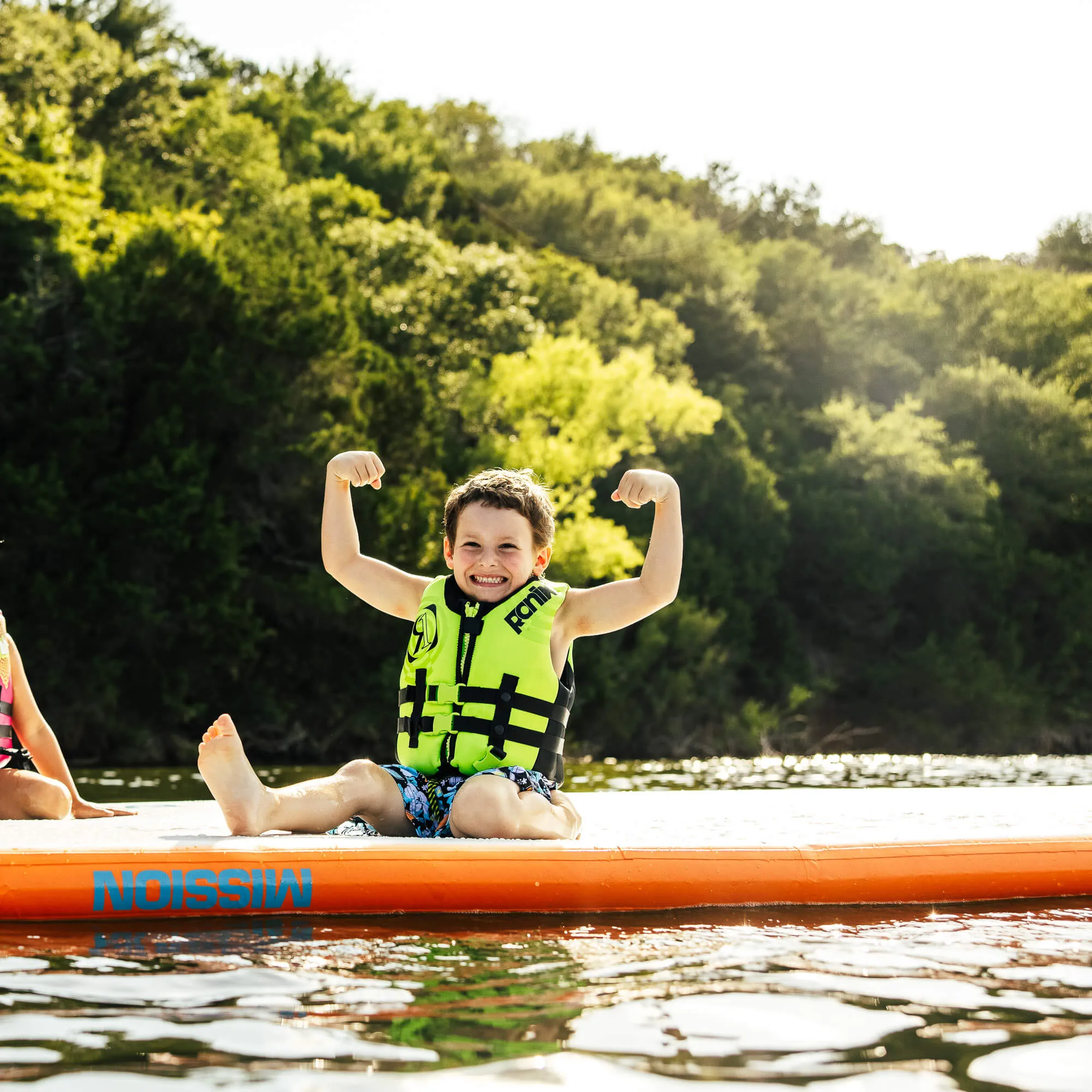 REEF | Inflatable Water Mat