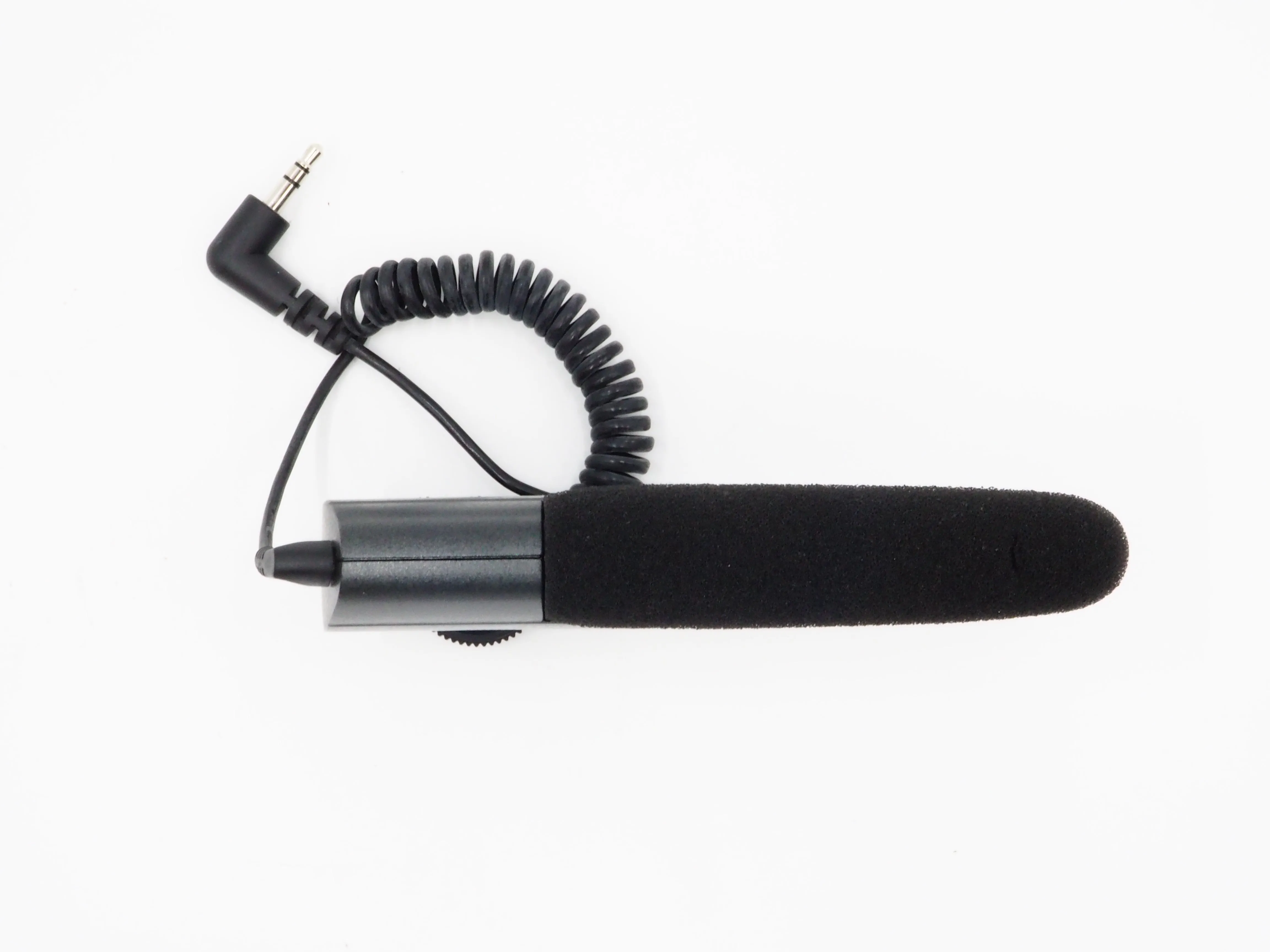 Sennheiser MKE 400 On-Camera Shotgun Condenser Microphone - USED