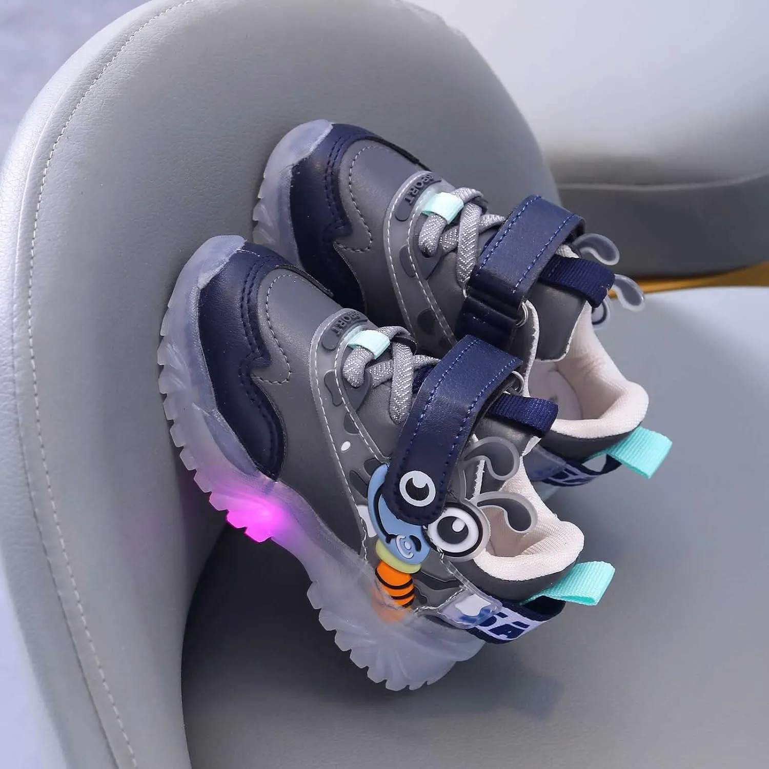 Toddler Cute Shoes Light Up Shoes for Girls Toddler Led Walking Shoes Girls Kids Children Baby Flat Bottom Sneakers